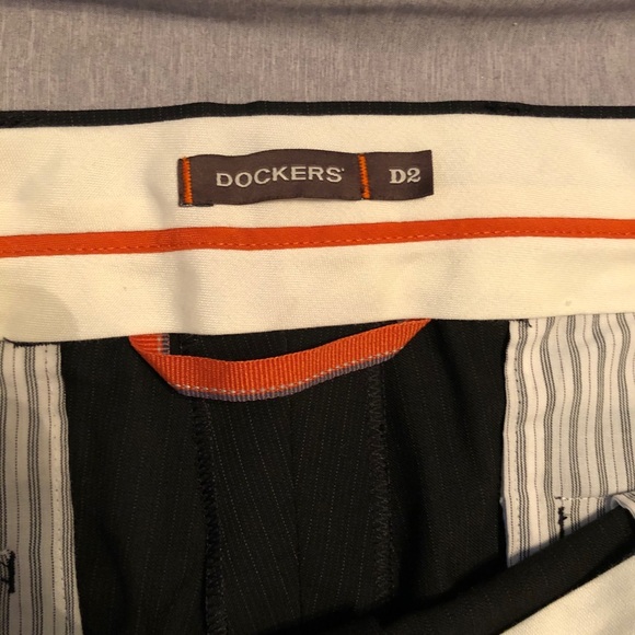 Pinstripe Men’s Dockers dress pants - Picture 2 of 3